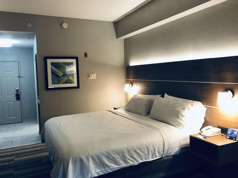 Holiday Inn Express West Palm Beach Metrocentre By Ihg Eksteriør bilde