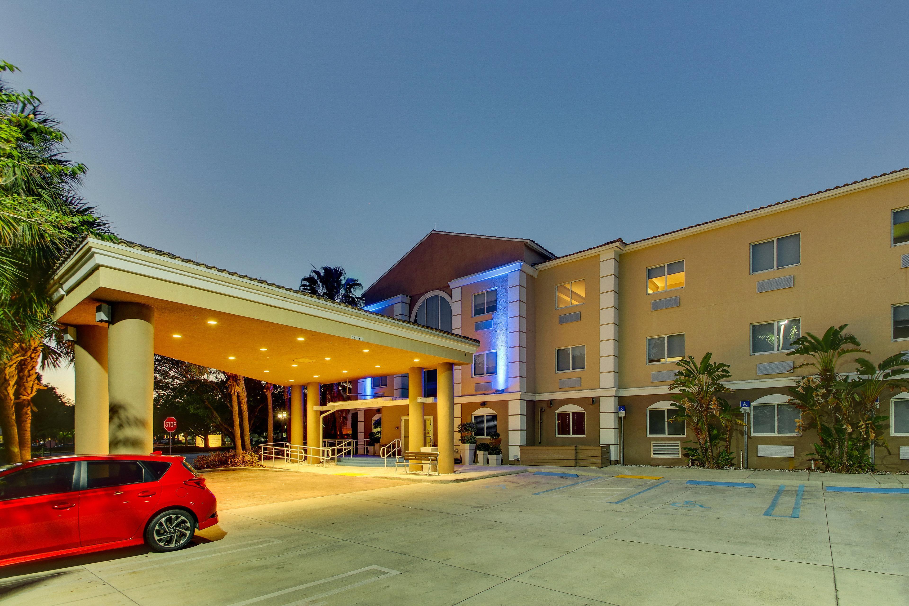 Holiday Inn Express West Palm Beach Metrocentre By Ihg Eksteriør bilde